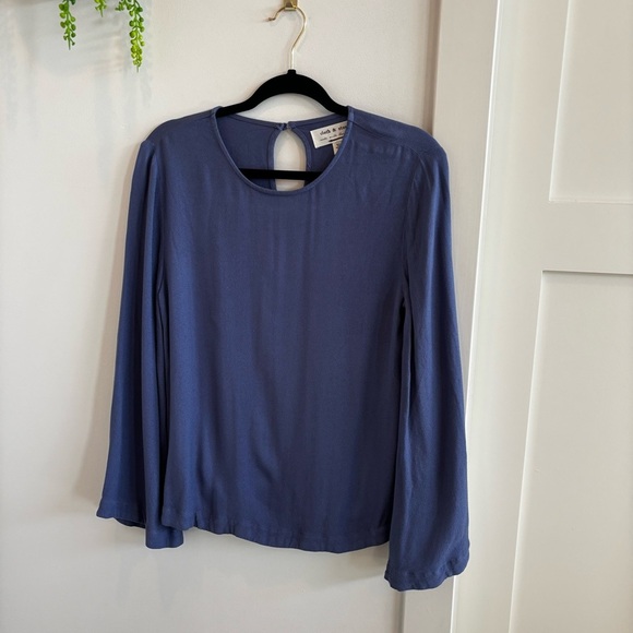 Anthropologie Cloth & Stone Women's Bell Sleeve Indigo Blue Women's Top Size XS - Picture 3 of 8